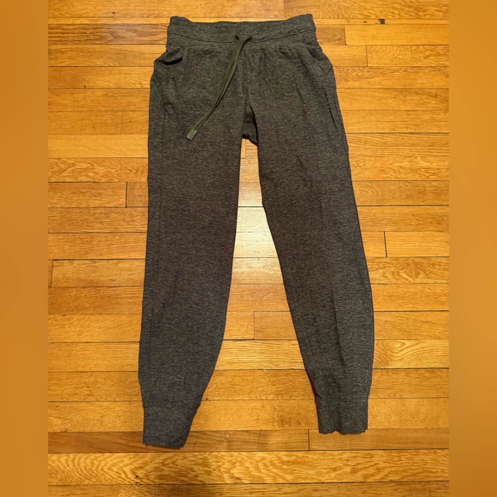 Lululemon Ready to Rulu Joggers Olive Green size 6
